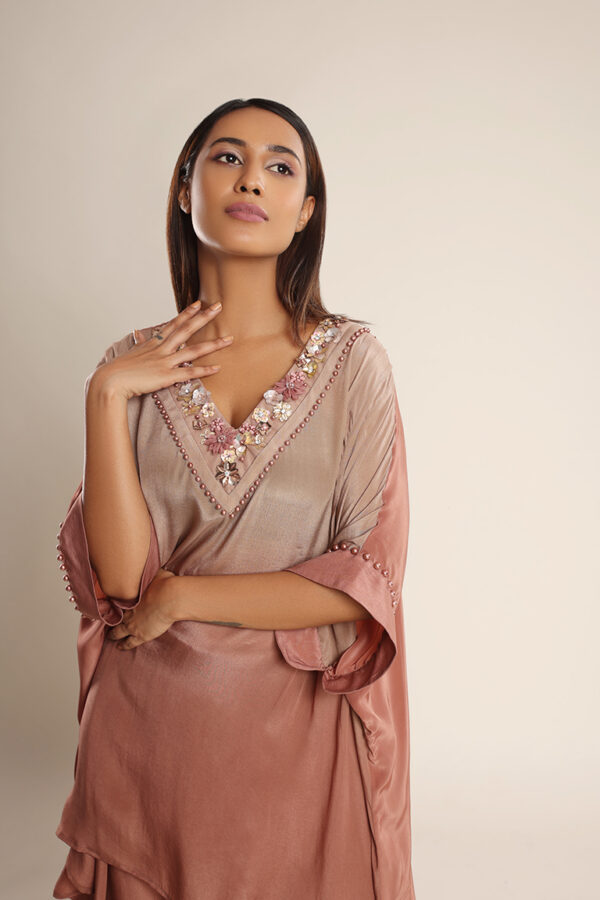 Rose gold V- neck coord set - Image 2